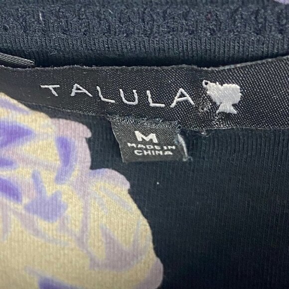 Aritzia Talula‎ Floral Mini Pencil Skirt Womens Size Medium Cotton Spandex Black - Picture 2 of 6